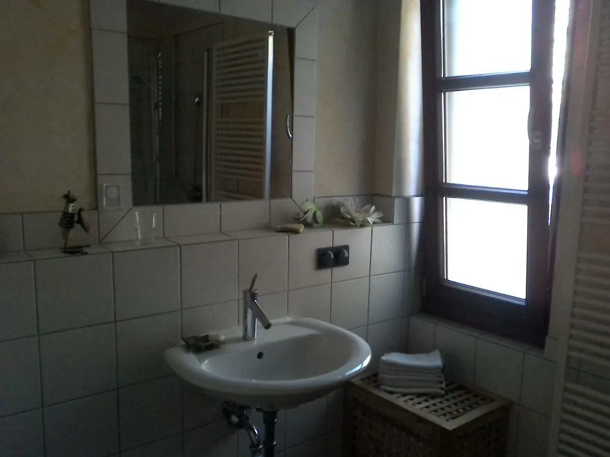 Messezimmer Naehe Zentrum Cologne Germany